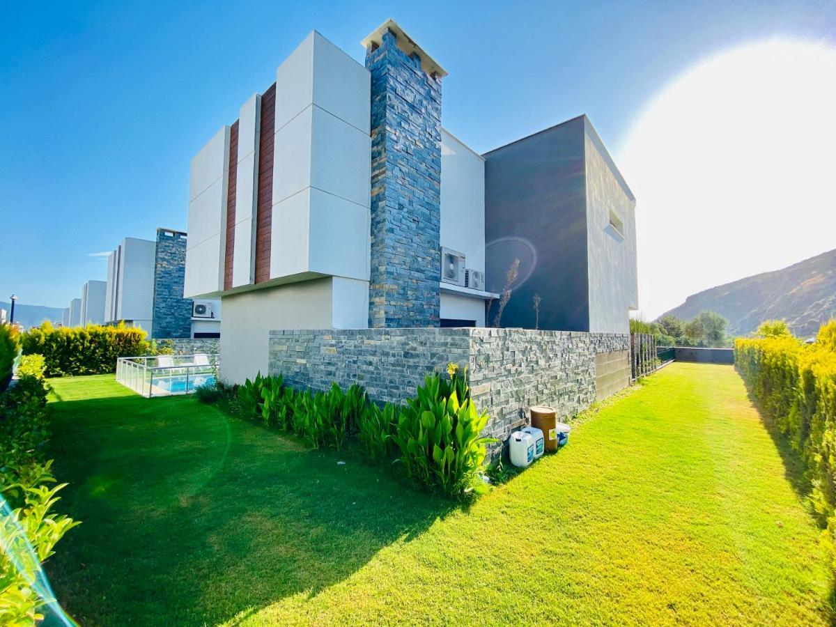 Nda Havuzlu Oasis Evleri 8 Villa
